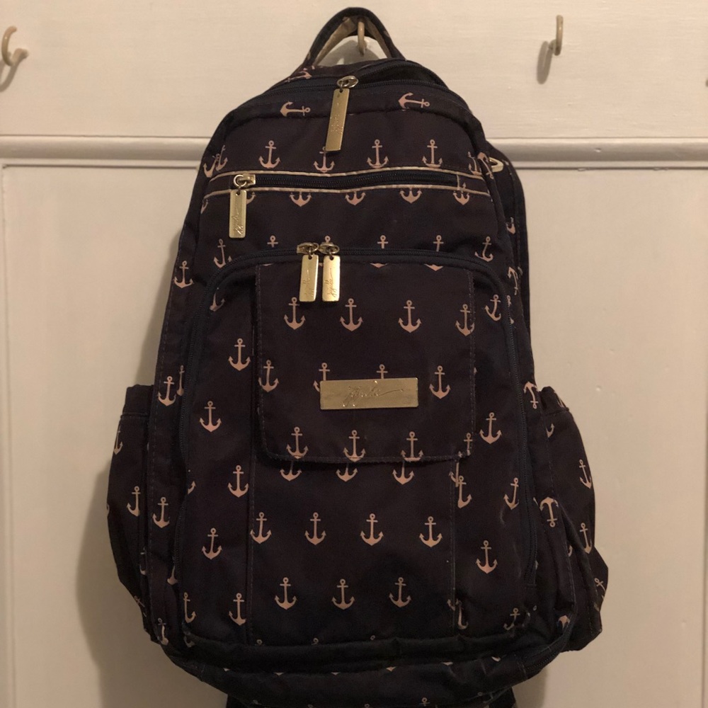 JuJuBe Be Right Back